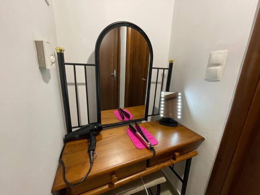 F K Room 3 آيجيون المظهر الخارجي الصورة